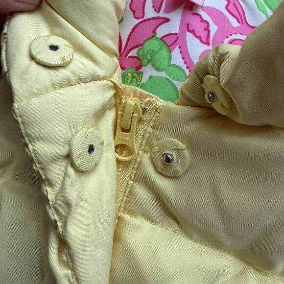 Lilly Pulitzer Goose Down Puffer Vest Yellow XS Floral - Picture 3 of 7